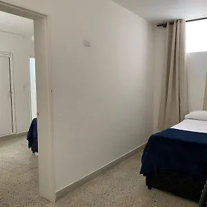  Hotell Aparta Mediterraneo Estadio Colombia